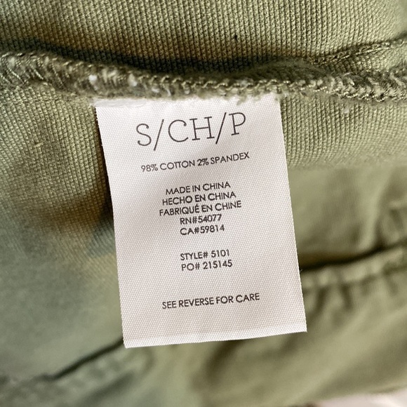 Cabi Army Green Explorer Utility Vest EUC - Picture 11 of 14